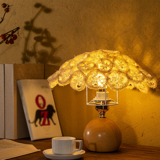 Loofah Table Reading Lamp โ Natural & Stylish Desk Light
